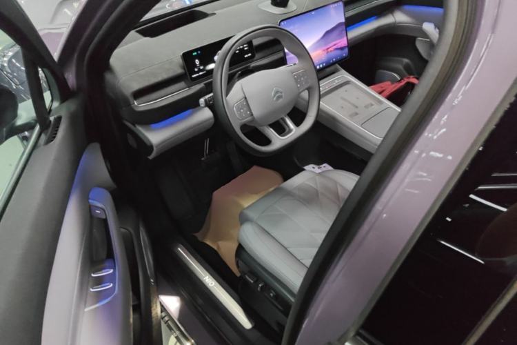 Used Nio EC6 2025 75 kWh Driver Seat