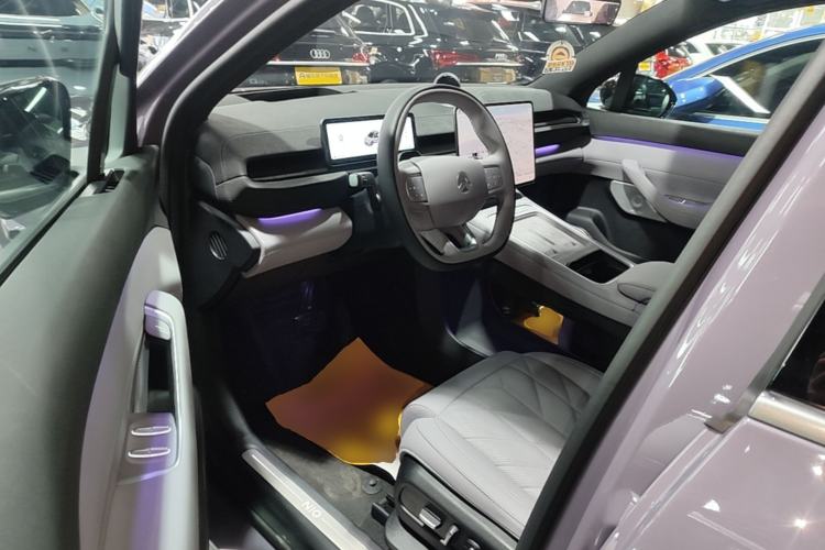 Used Nio EC6 2025 100 kWh Driver Seat