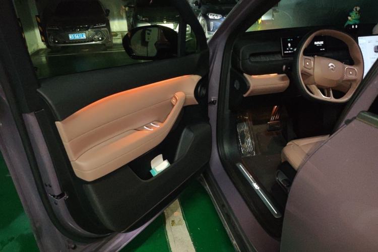 Used Nio EC6 2025 75 kWh Driver Seat