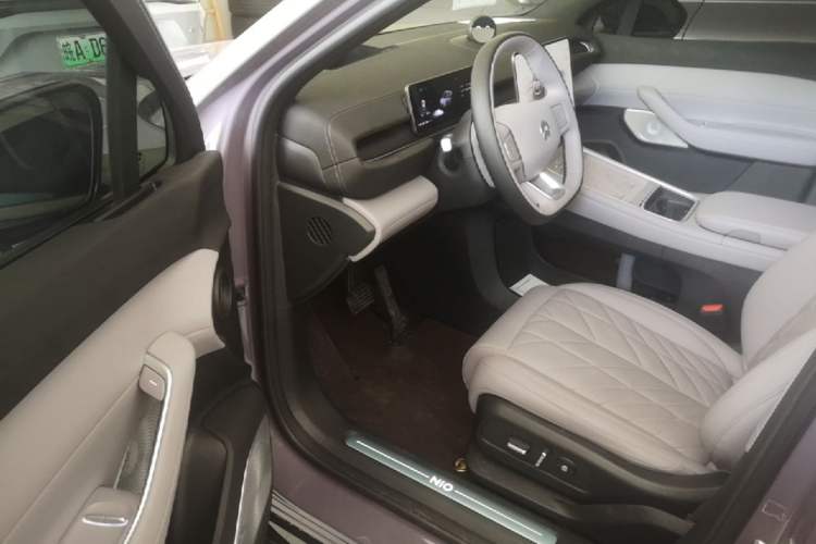 Used Nio EC6 2025 75 kWh Driver Seat