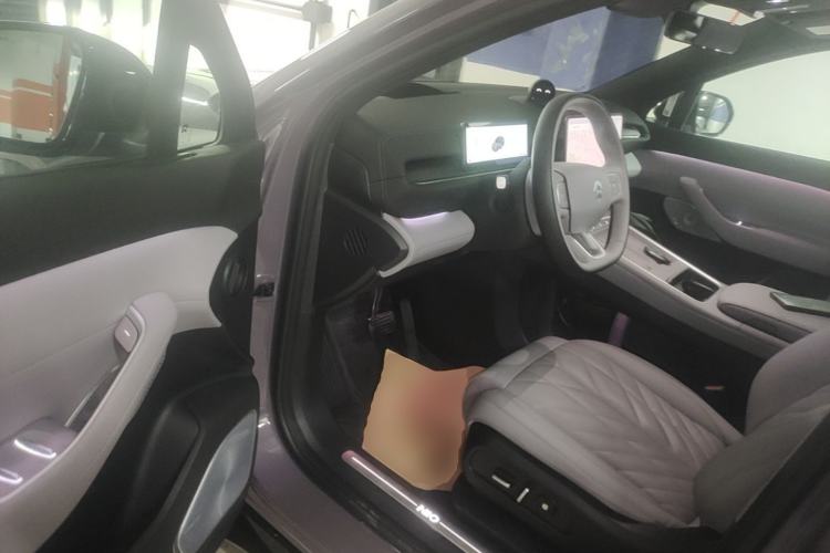 Used Nio EC6 2025 75 kWh Driver Seat