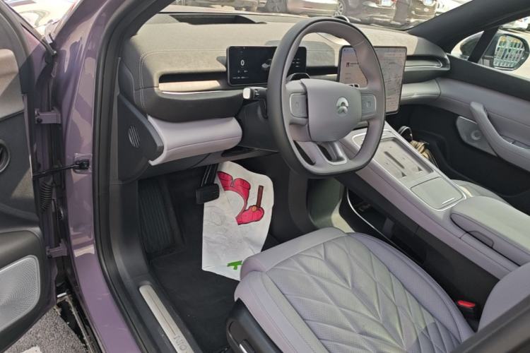 Used Nio EC6 2025 75 kWh Driver Seat
