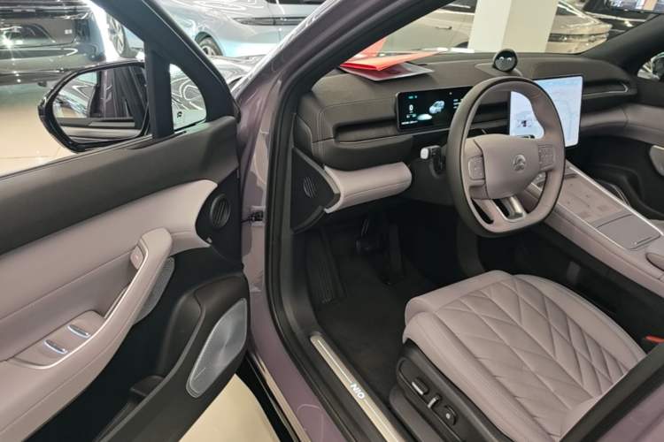 Used Nio EC6 2025 75 kWh Driver Seat