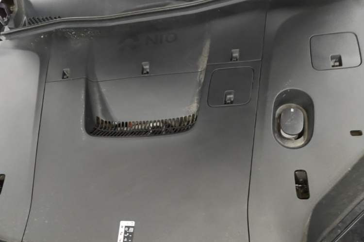 Used Nio EC6 2025 75 kWh Engine Bay
