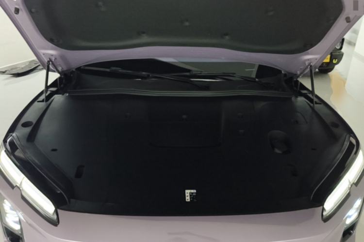 Used Nio EC6 2025 75 kWh Engine Bay