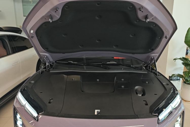 Used Nio EC6 2025 75 kWh Engine Bay