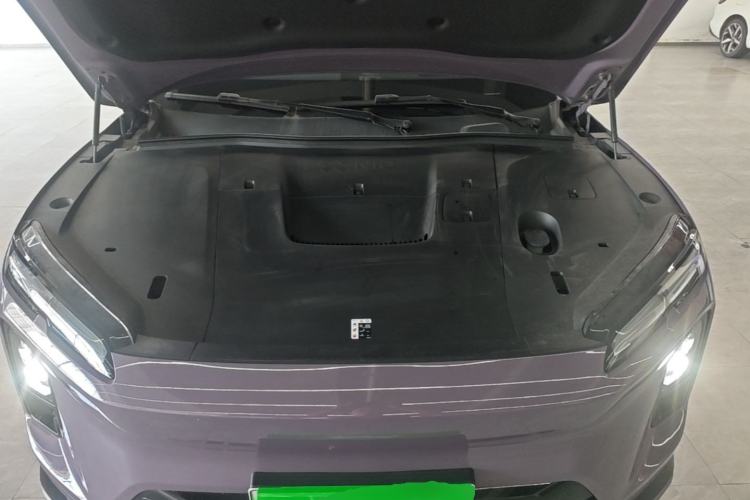 Used Nio EC6 2025 75 kWh Engine Bay