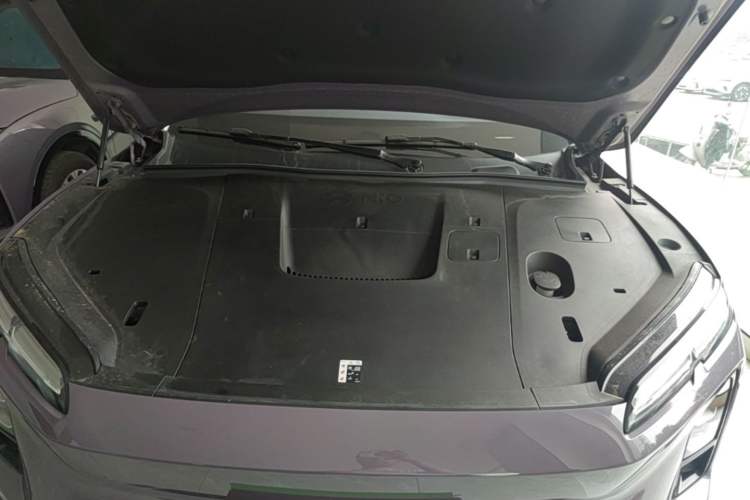 Used Nio EC6 2025 75 kWh Engine Bay