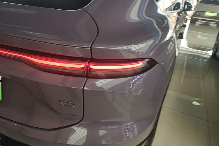 Used Nio EC6 2025 75 kWh Exterior 3