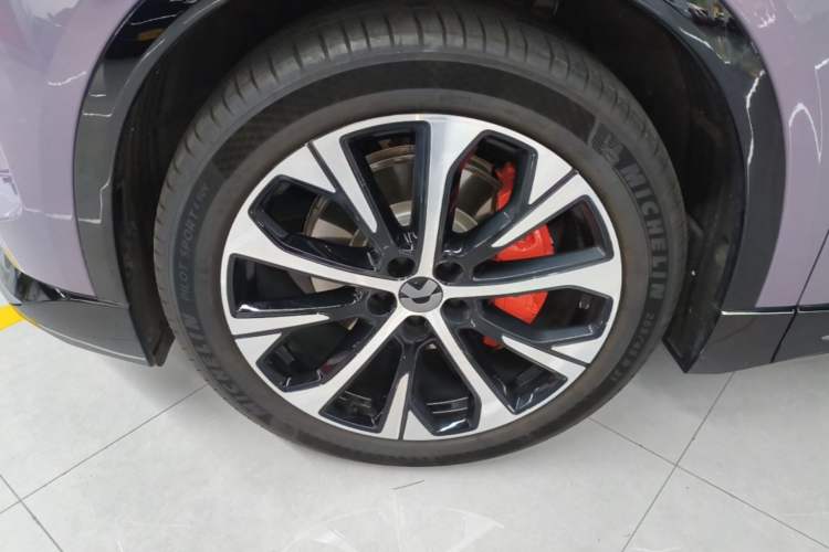 Used Nio EC6 2025 75 kWh Exterior 4