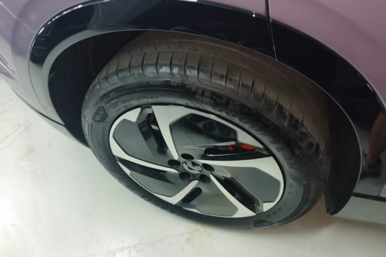 Used Nio EC6 2025 75 kWh Exterior 5