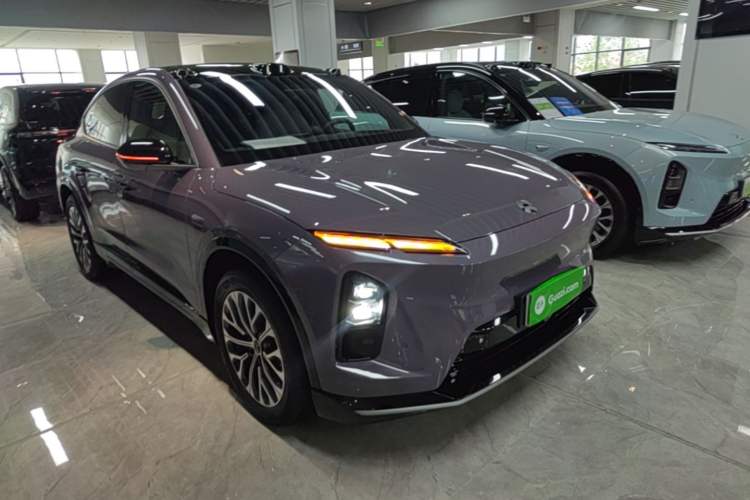 Used Nio EC6 2025 75 kWh Front Right 45 Deg