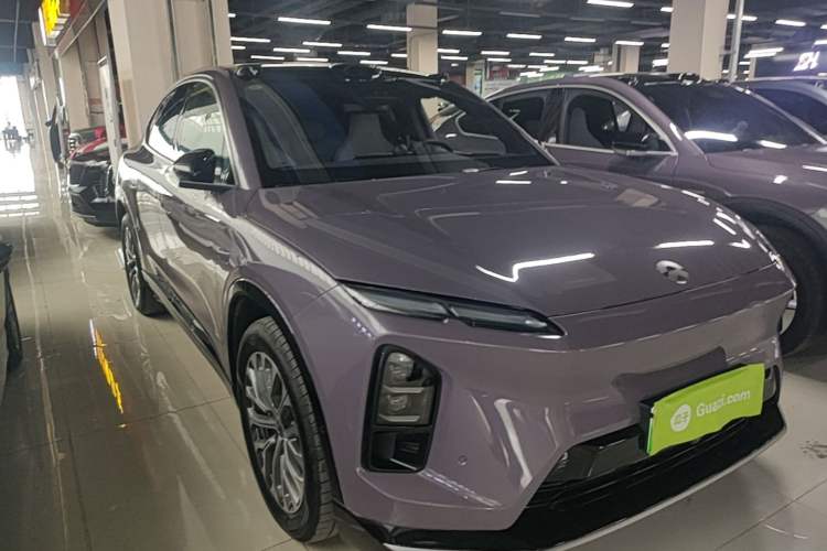 Used Nio EC6 2025 75 kWh Front Right 45 Deg