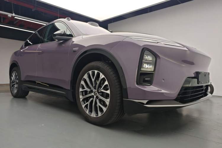 Used Nio EC6 2025 75 kWh Front Right 45 Deg