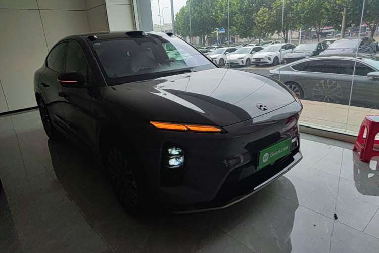 Used Nio EC6 2025 75 kWh Front Right 45 Deg