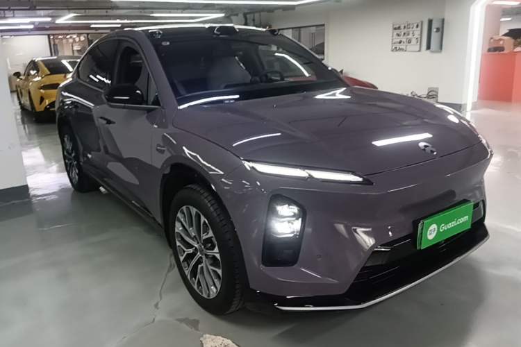 Used Nio EC6 2025 75 kWh Front Right 45 Deg