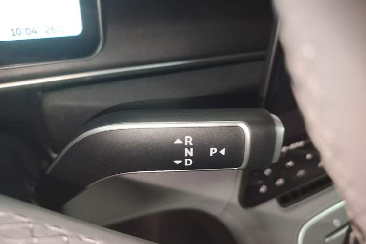 Used Nio EC6 2025 75 kWh Gear Lever