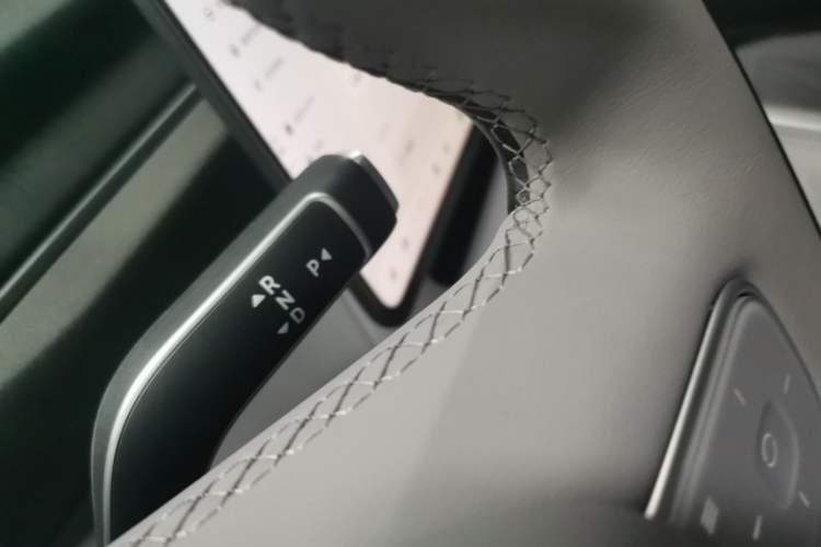 Used Nio EC6 2025 75 kWh Gear Lever
