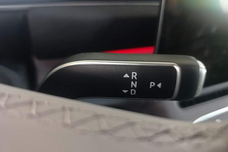Used Nio EC6 2025 75 kWh Gear Lever