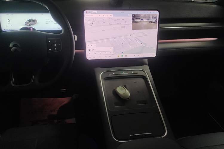Used Nio EC6 2025 75 kWh Gear Lever