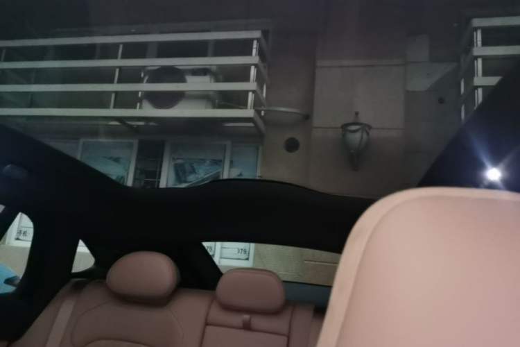 Used Nio EC6 2025 75 kWh Headliner