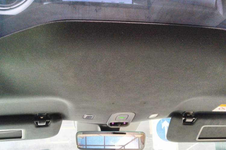 Used Nio EC6 2025 75 kWh Headliner