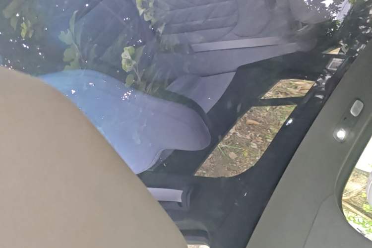Used Nio EC6 2025 75 kWh Headliner