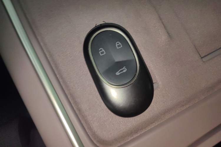 Used Nio EC6 2025 75 kWh Interior 1