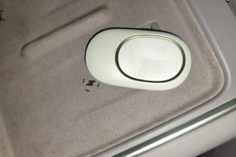 Used Nio EC6 2025 75 kWh Interior 1