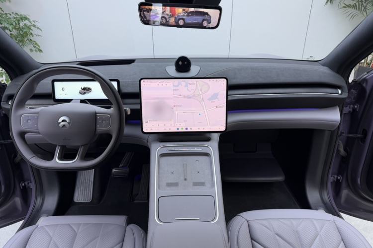 Used Nio EC6 2025 75 kWh Interior 11