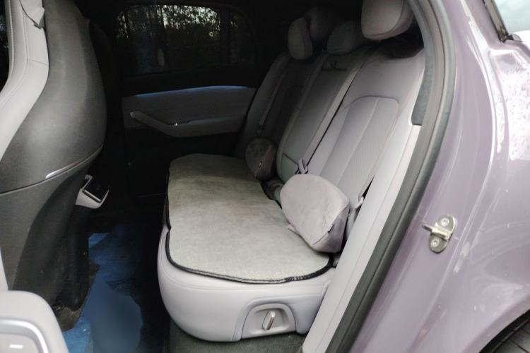Used Nio EC6 2025 75 kWh Interior 4