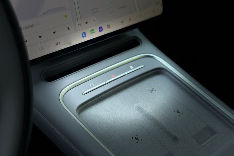 Used Nio EC6 2025 75 kWh Interior 5