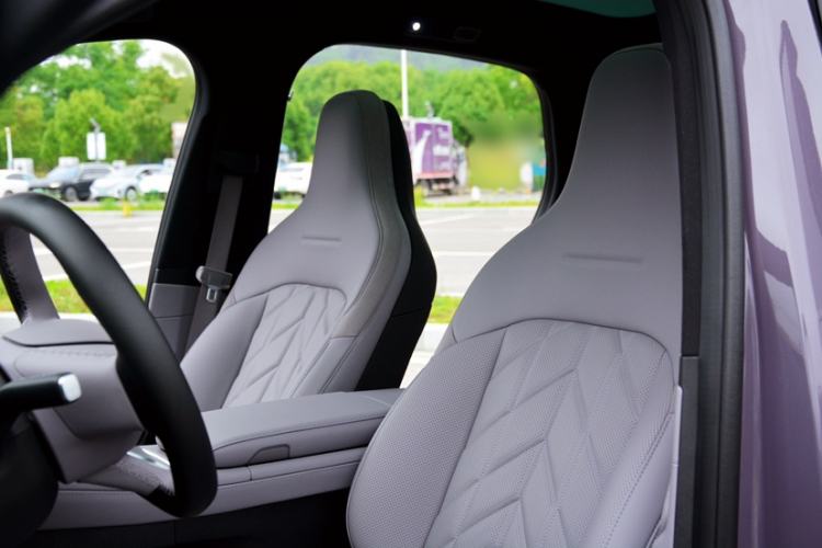 Used Nio EC6 2025 75 kWh Interior 6
