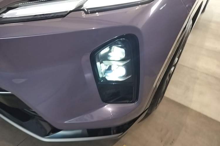 Used Nio EC6 2025 75 kWh Left Front Headlight