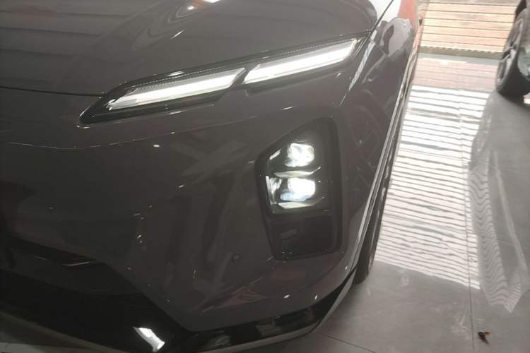 Used Nio EC6 2025 75 kWh Left Front Headlight