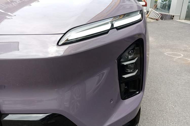 Used Nio EC6 2025 75 kWh Left Front Headlight