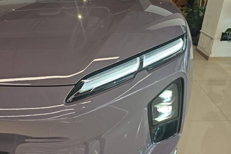 Used Nio EC6 2025 75 kWh Left Front Headlight