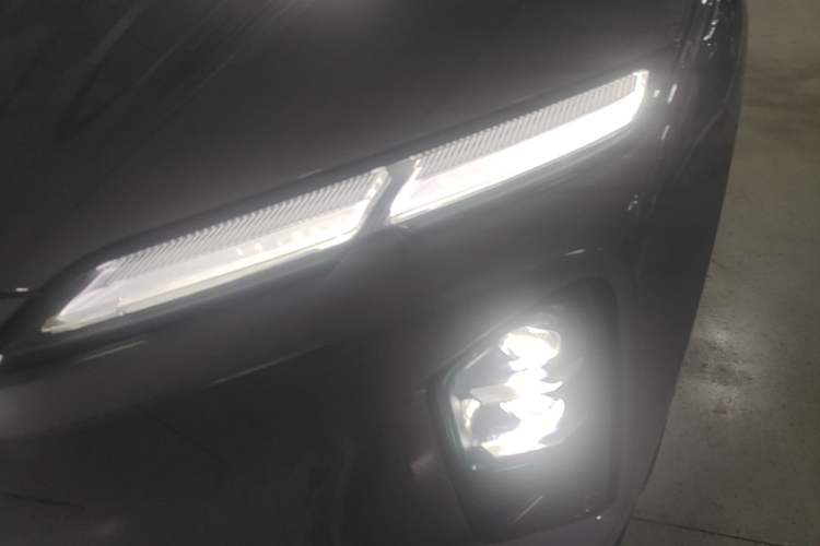 Used Nio EC6 2025 75 kWh Left Front Headlight