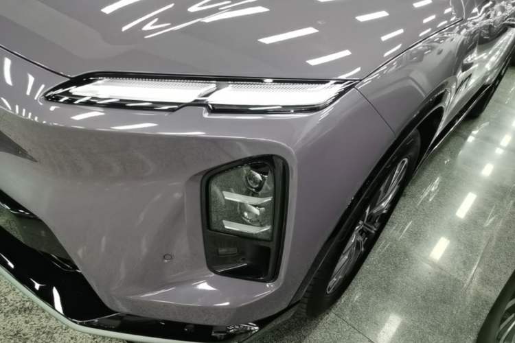 Used Nio EC6 2025 75 kWh Left Front Headlight