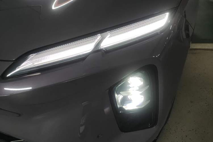 Used Nio EC6 2025 75 kWh Left Front Headlight