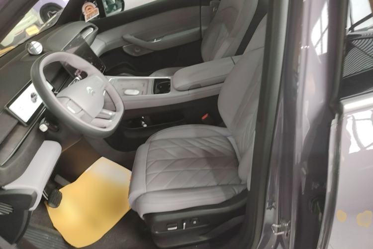 Used Nio EC6 2025 75 kWh Left Front Seat