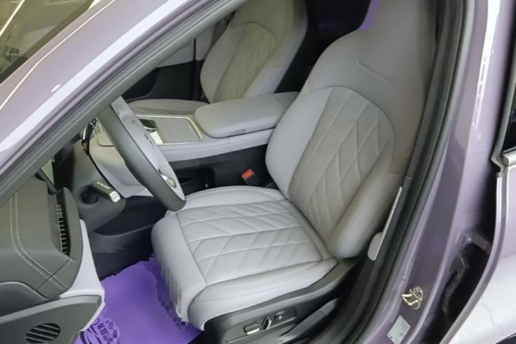 Used Nio EC6 2025 75 kWh Left Front Seat