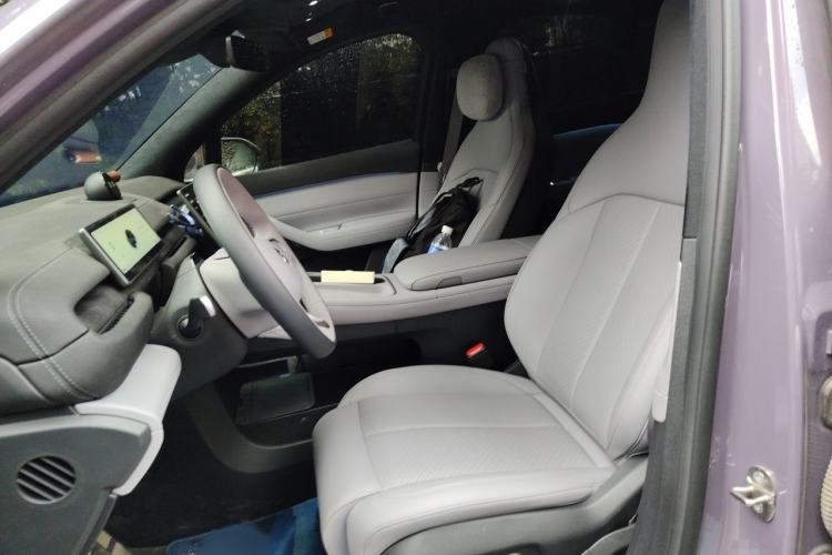 Used Nio EC6 2025 75 kWh Left Front Seat