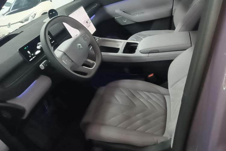 Used Nio EC6 2025 75 kWh Left Front Seat
