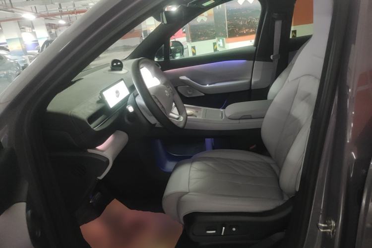 Used Nio EC6 2025 75 kWh Left Front Seat