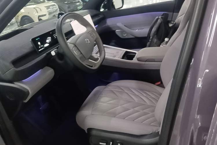 Used Nio EC6 2025 75 kWh Left Front Seat