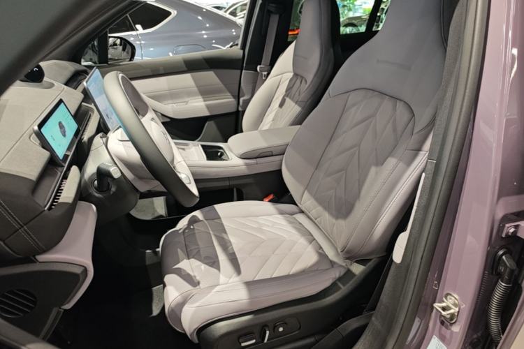 Used Nio EC6 2025 75 kWh Left Front Seat