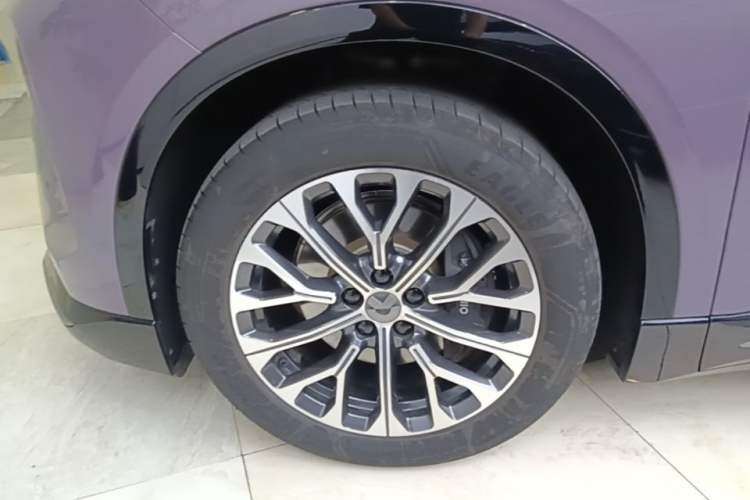 Used Nio EC6 2025 75 kWh Left Front Wheel Hub