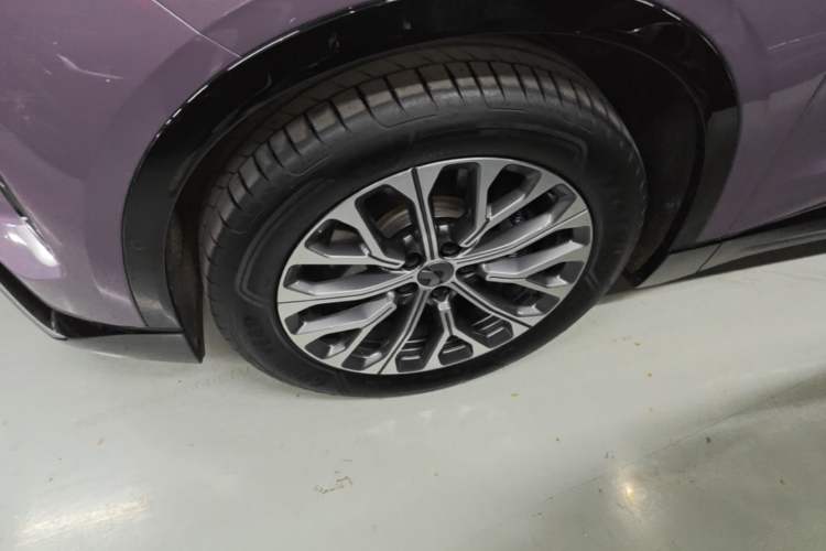 Used Nio EC6 2025 75 kWh Left Front Wheel Hub