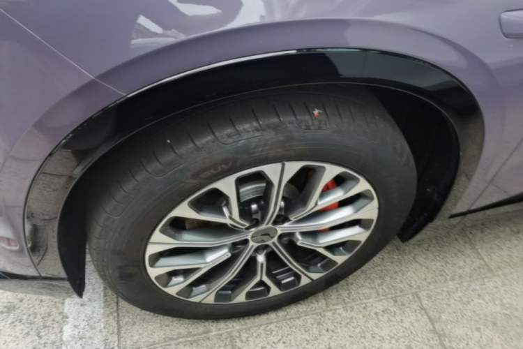 Used Nio EC6 2025 75 kWh Left Front Wheel Hub